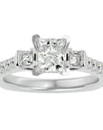 Inel de Logodnă cu Trei Moissanite In Forma De Prințesă de 1.72 ct din Platina - Castelo.ro