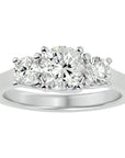 Inel de Logodnă Renée cu Trei Moissanite de 1.95 ct din Platina - Castelo.ro