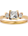 Inel de Logodnă din Aur 14k Cu Trei Diamante Create în Laborator Tăietură Prințesă de 1.00 ct din 14k Aur Galben - Castelo.ro