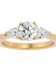 Inel de Logodnă Hélène cu Trei Diamante Naturale de 2.18 ct din 18k Aur Galben - Castelo.ro