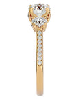 Inel de Logodnă cu Trei Moissanite Solitaire Pavè de 1.80 ct din 18k Aur Galben - Castelo.ro