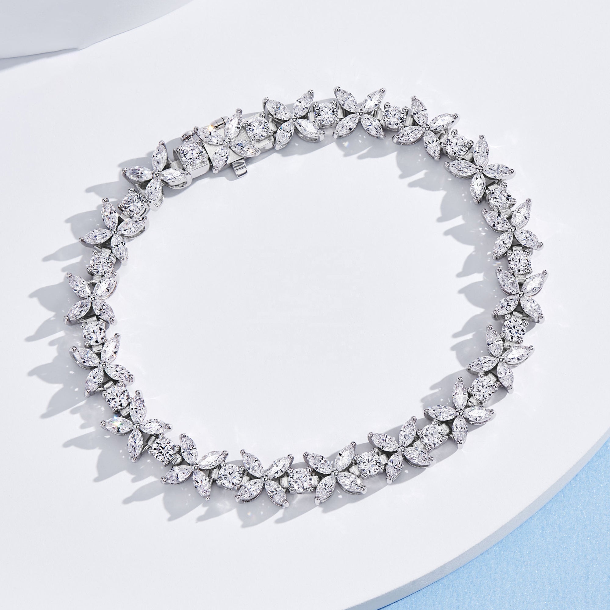 Brățară Fluturi din Argint 925 cu Cristale Zircon 5A Tăietură Fluture Clasică din - Castelo.ro