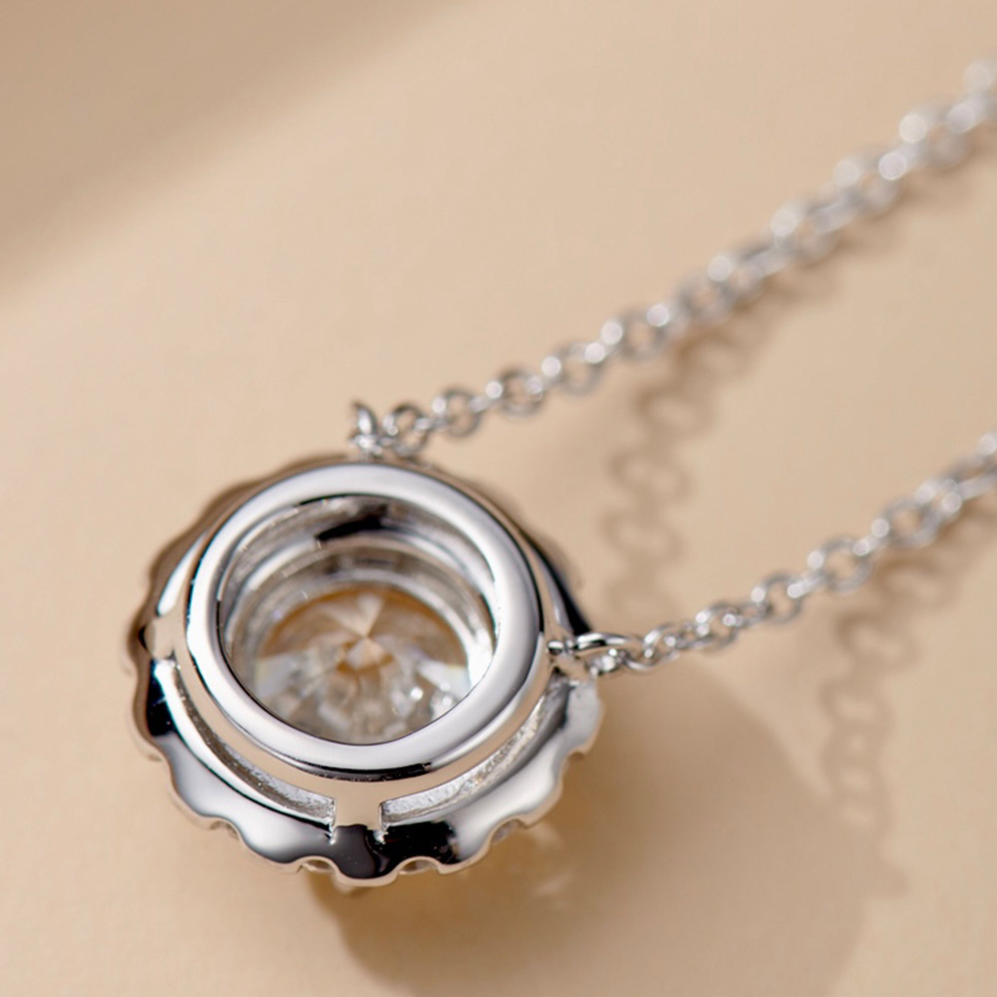 Pandativ Piatra Halo Solitaire din Argint 925, Cu Zircon din - Castelo.ro