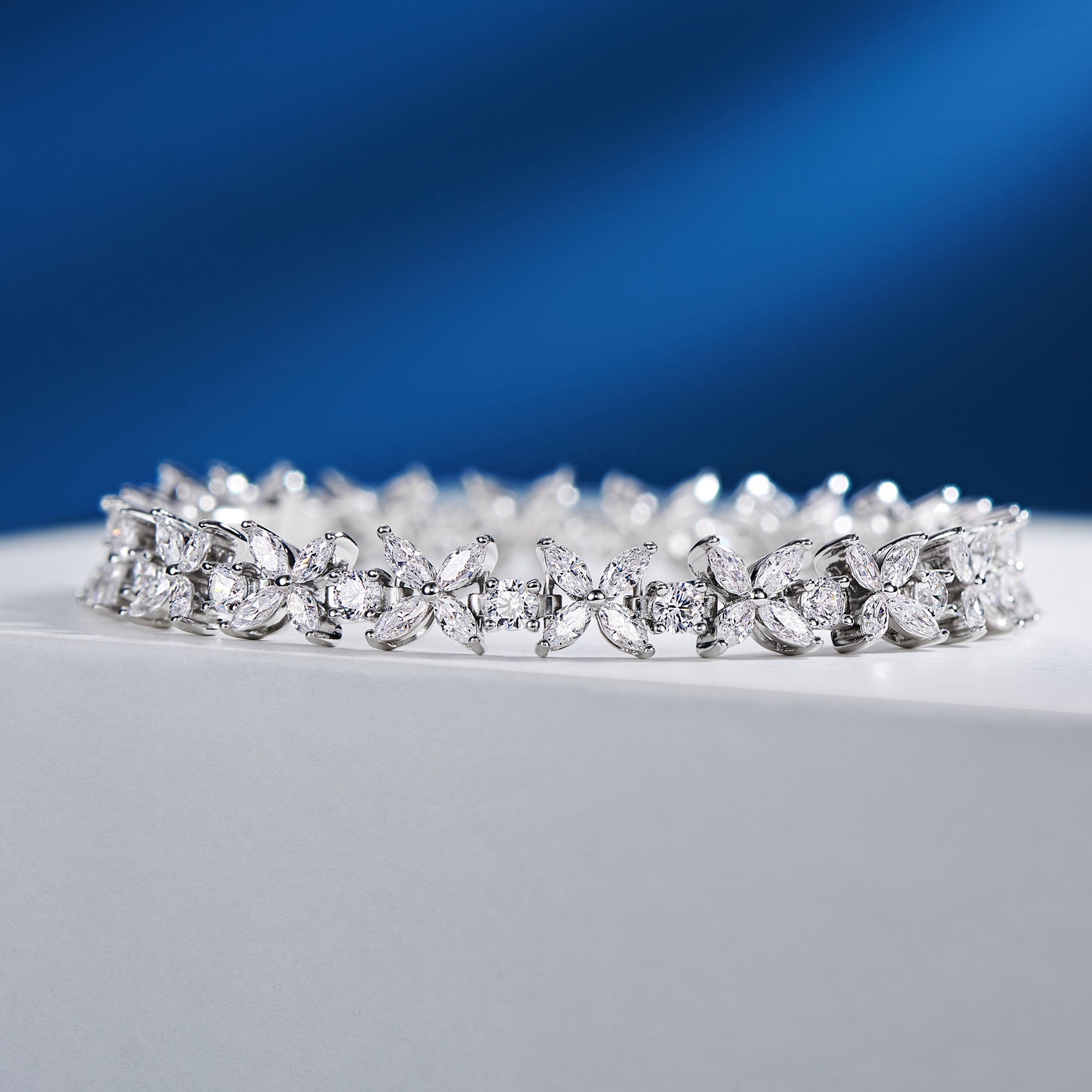 Brățară Fluturi din Argint 925 cu Cristale Zircon 5A Tăietură Fluture Clasică din - Castelo.ro