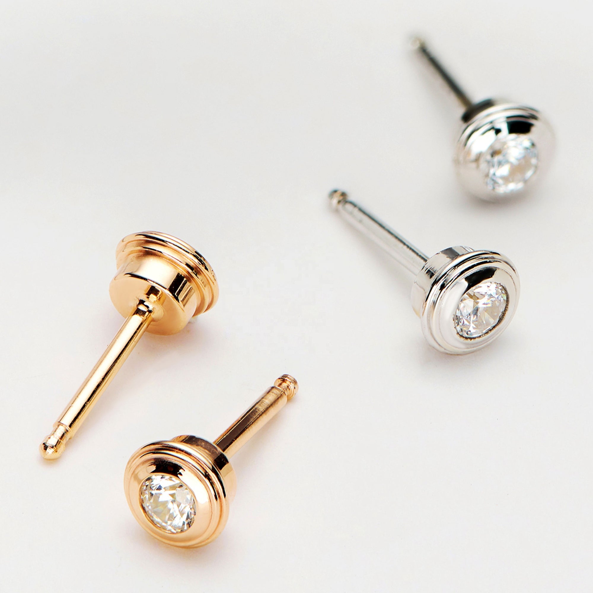 Cercei Stud Mini din Argint 925 Placat cu Aur Roz și Zirconiu 5A din - Castelo.ro