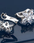 Cercei Stud Cluster cu Zirconiu 5A din Argint 925 Placat cu Rodiu din - Castelo.ro