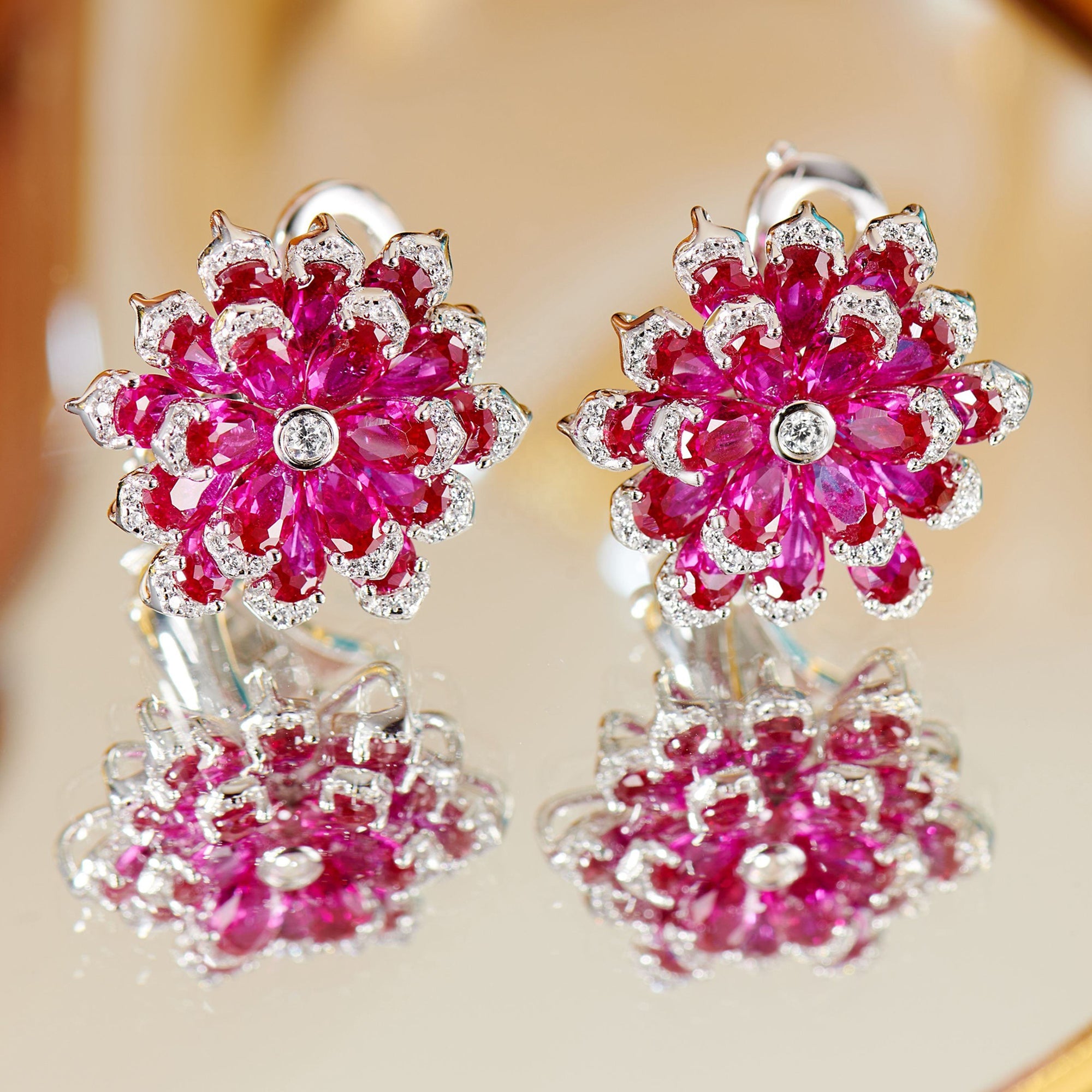 Cercei Stud Roz Floare Eternă din Argint S925 Placat cu Rodiu și Zirconiu 5A din - Castelo.ro