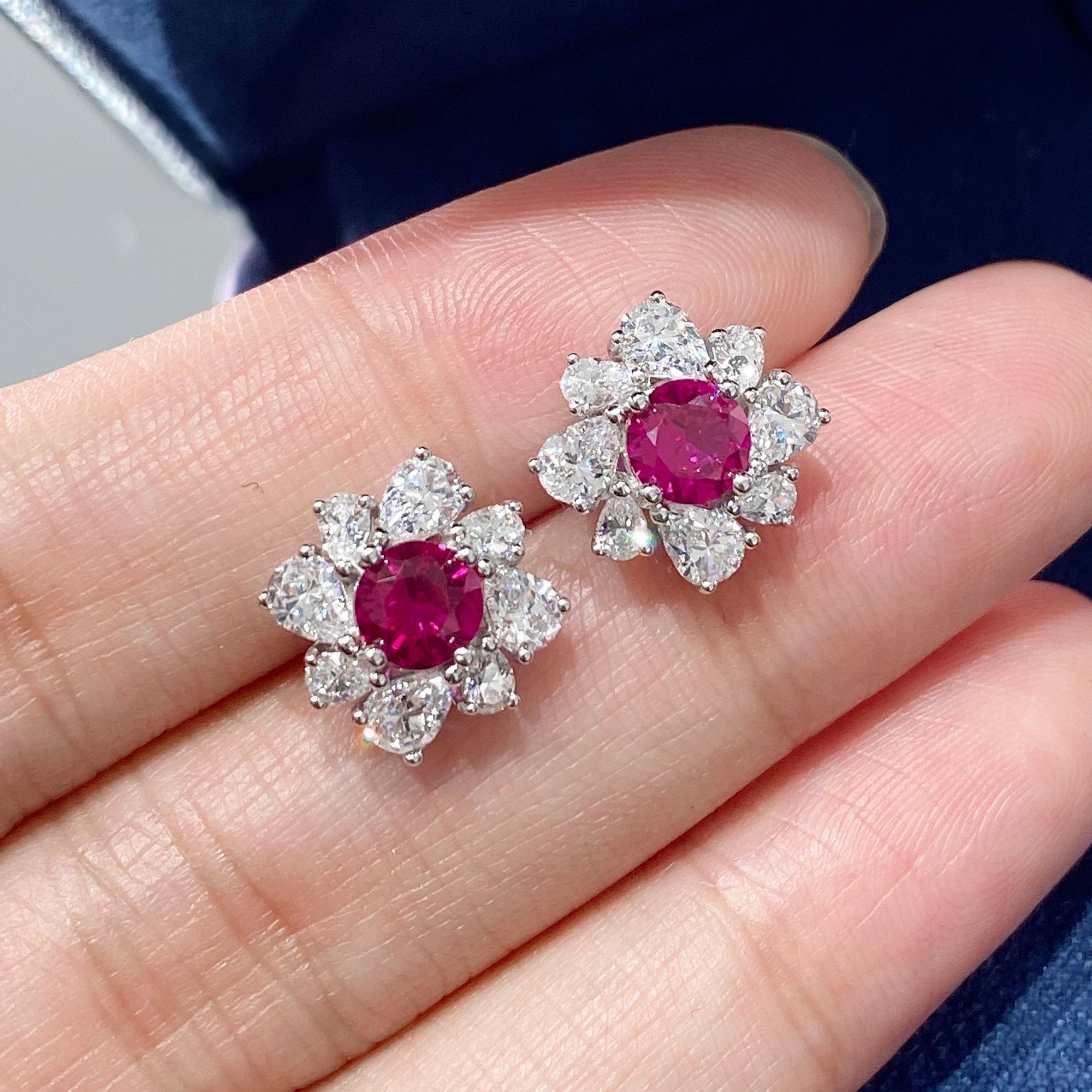 Cercei Stud cu Cristal Verde din Argint S925 Placat cu Rodiu și Zirconiu 5A din - Castelo.ro