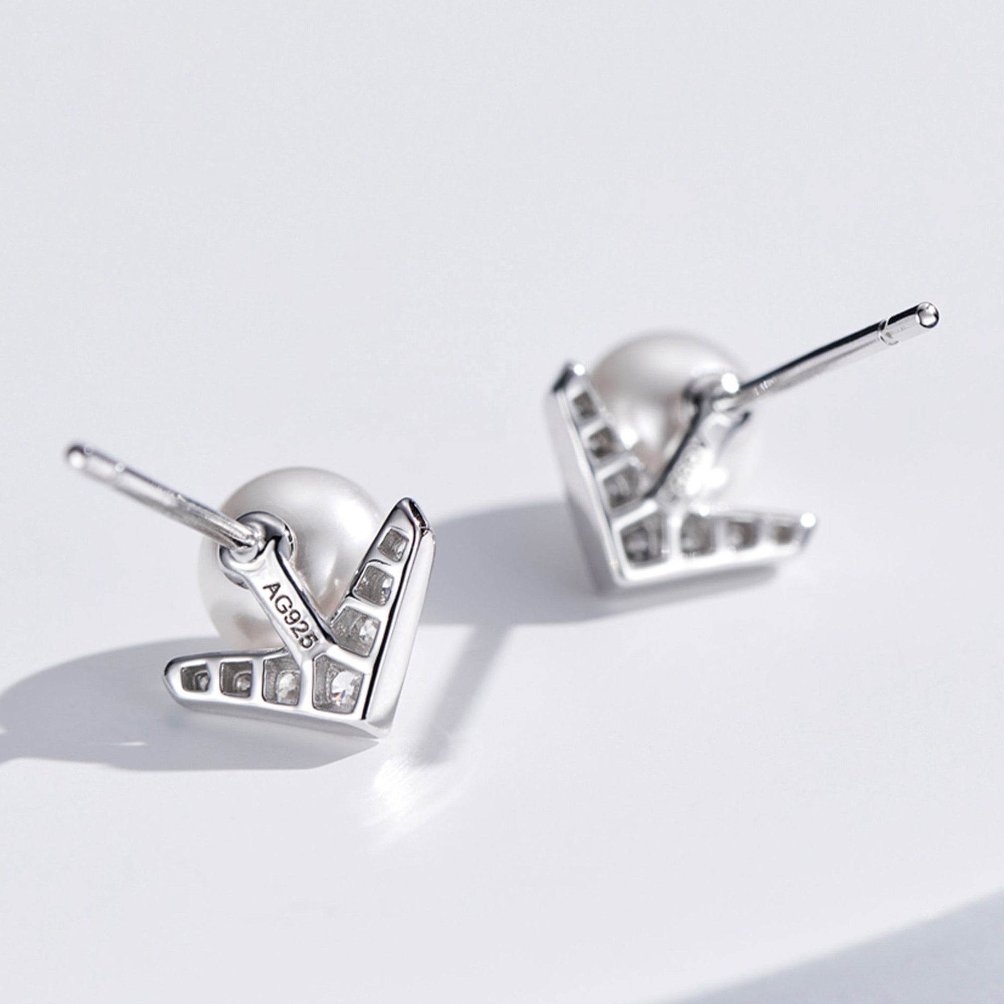 Cercei Mini cu Perlă 6mm din Argint 925 Placat cu Rodiu și Zirconiu Cubic din - Castelo.ro