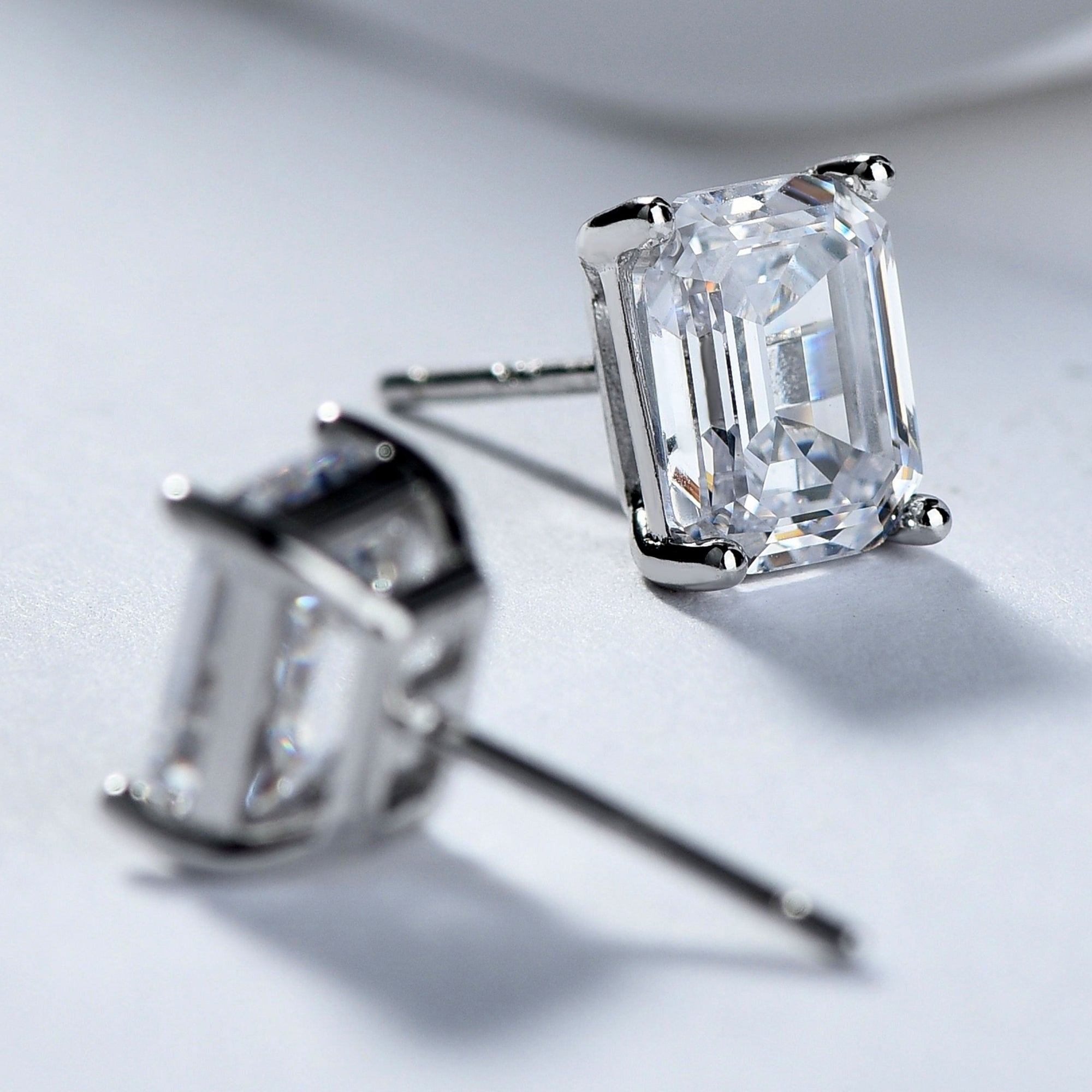 Cercei Stud Clasici cu Zircon Tăietură Asscher din Argint 925 din - Castelo.ro