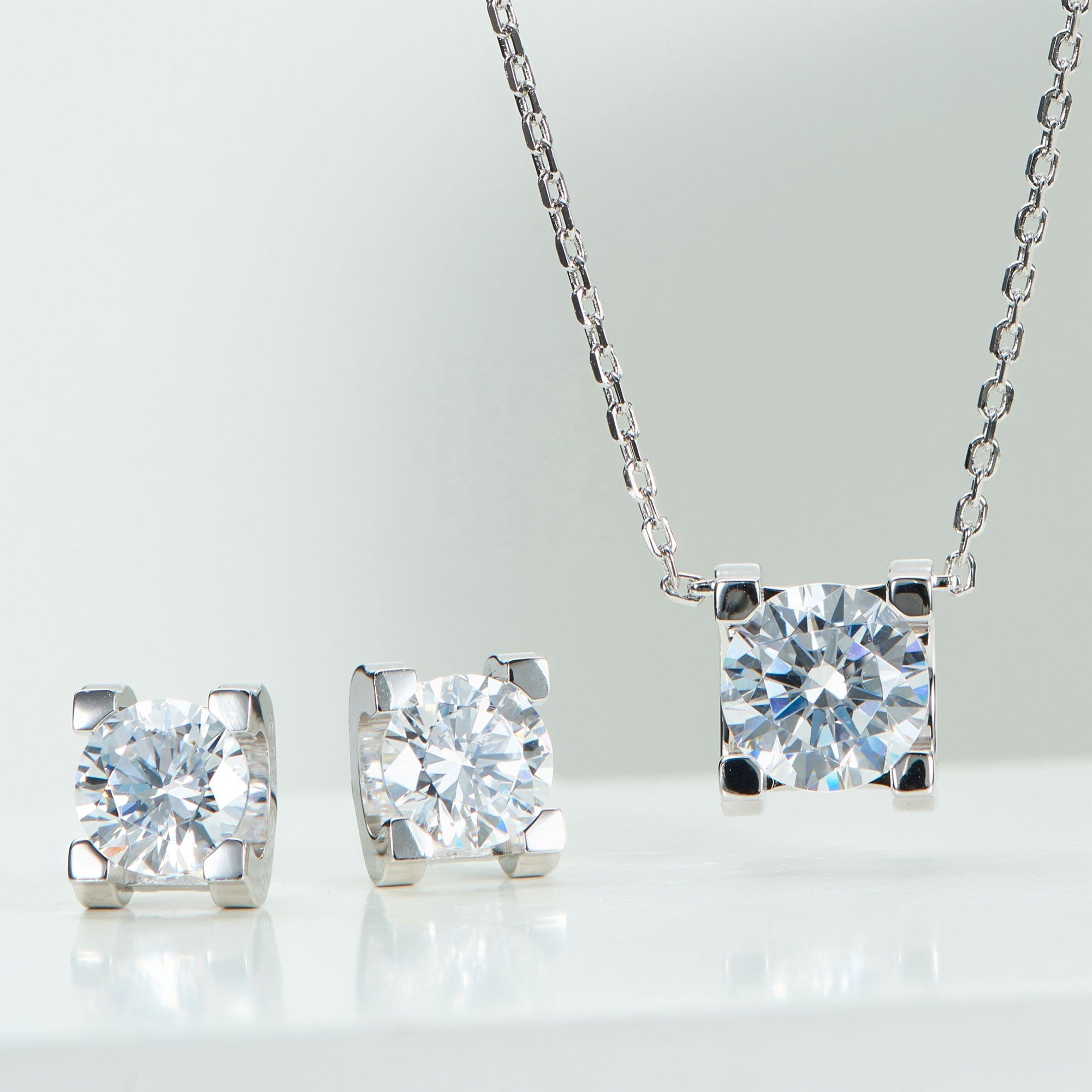 Lănțișor Piatra Cubica Solitaire din Argint 925, Cu Zircon 5A din - Castelo.ro
