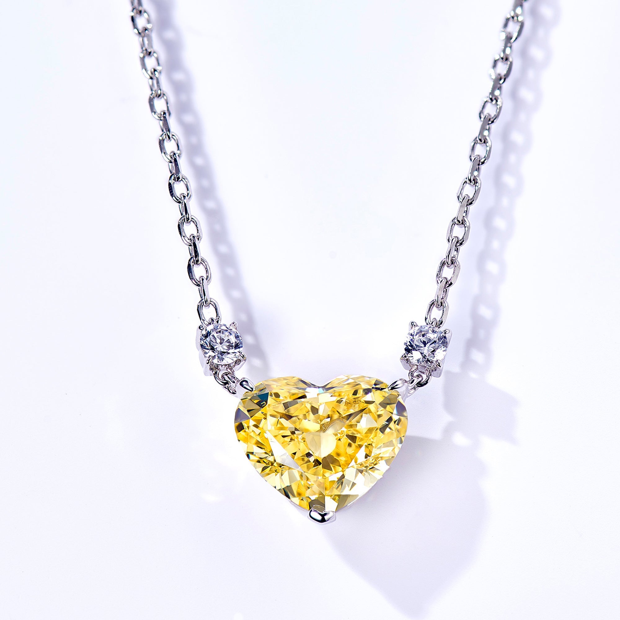 Colier Pendant Inimă Roz din Argint 925 cu Zircon din - Castelo.ro
