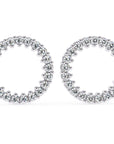 Cercei Stud Circle of Fire din Aur 14k cu Moissanite Tăietură Briliant de 0.3 ct din 14K Aur Alb - Castelo.ro