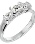 Inel Rosette cu Trei Diamante Naturale de 0.88 ct din Platina - Castelo.ro