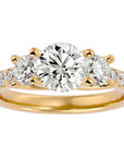 Inel de Logodnă cu Trei Diamante Create în Laborator Pavè de 2.34 ct din 18k Aur Galben - Castelo.ro