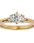 Inel de Logodnă cu Trei Moissanite de 0.73 ct din 18k Aur Galben - Castelo.ro