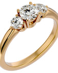 Inel de Logodnă Yvonne cu Trei Moissanite de 0.88 ct din 18k Aur Galben - Castelo.ro