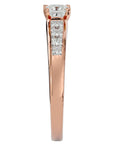 Inel de Logodnă Pavé cu Moissanite Tăietură Princess de 0.61 ct din 18k Aur Roz - Castelo.ro