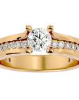 Inel De Logodnă Serene Pavé cu Moissanite de 0.97 ct din 18k Aur Galben - Castelo.ro