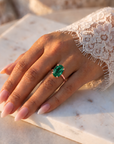 Inel de Logodnă Kensington din Aur 14k cu Smarald Creat în Laborator Oval 12x8 mm și Diamante Create în Laborator din 14k Aur Roz - Castelo.ro