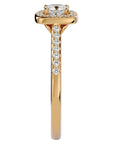 Inel Tăietură Princess Si Cadru Halo cu Moissanite de 1.47 ct din 18k Aur Galben - Castelo.ro