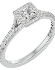 Inel Tăietură Oval Si Cadru Halo cu Diamante Naturale de 0.76 ct din Platina - Castelo.ro