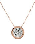 Lanț cu Pandantiv Solitaire Rotund Bezel din Diamant Create în Laborator de 1.08 ct din 18K Aur Roz - Castelo.ro