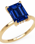 Inel de Logodnă Windsor din Aur 14k cu Safir Creat în Laborator Emerald Cut 9x7 mm și Diamante Create în Laborator din 14k Aur Galben - Castelo.ro