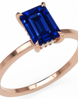Inel de Logodnă Windsor din Aur 18k cu Safir Creat în Laborator Emerald Cut 8x6 mm și Diamante Create în Laborator din 18k Aur Roz - Castelo.ro