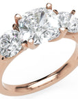 Inel de Logodnă Sabrina din Aur 14k cu Trei Moissanite de 2.45 ct din 14k Aur Roz - Castelo.ro