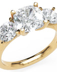 Inel de Logodnă Sabrina din Aur 14k cu Trei Moissanite de 2.45 ct din 14k Aur Galben - Castelo.ro