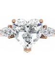 Inel de Logodnă Eternal Heart cu Trei Diamante Create în Laborator de 1.7 ct