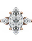 Inel de Logodnă Heart Pave din Aur 14k cu Trei Moissanite de 2.6 ct din 14k Aur Roz - Castelo.ro