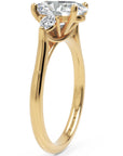 Inel de Logodnă Oval & Pear cu Trei Diamante Naturale de 2.5 ct