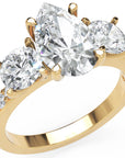 Inel de Logodnă cu Trei Diamante Naturale Pară și Rotund Pave de 2.5 ct