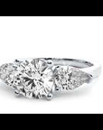 Inel de Logodnă din Aur 14k cu Trei Moissanite de 1.89 ct