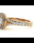 Inel Tăietură Princess Si Cadru Halo cu Moissanite de 1.08 ct