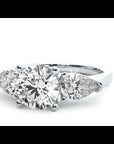Inel de Logodnă cu Trei Diamante Naturale de 1.89 ct