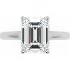 Inel de Logodnă Sloane din Aur 14k cu Moissanite Emerald de 2.5 ct din 14k Aur Alb - Castelo.ro