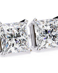 Cercei Stud Imperial din Aur 14k cu Moissanite Tăietură Princess de 3 ct din 14K Aur Alb - Castelo.ro
