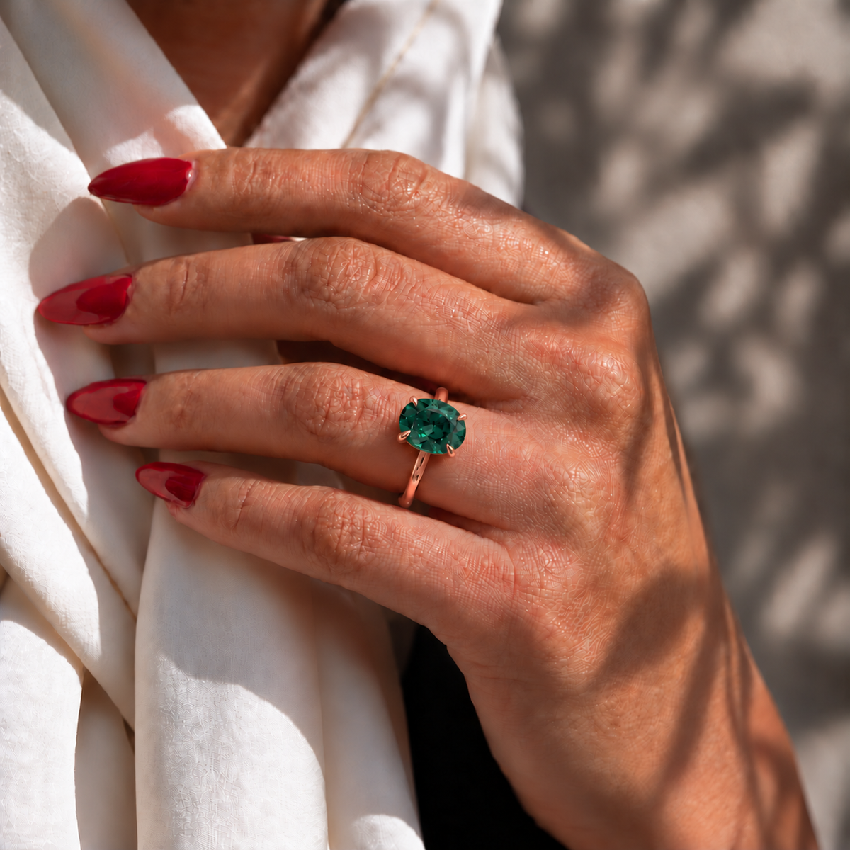 Inel de Logodnă Kensington din Aur 18k cu Smarald Creat în Laborator Oval 10x7 mm și Diamante Create în Laborator din 18k Aur Roz - Castelo.ro