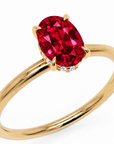 Inel de Logodnă Kensington din Aur 18k cu Rubin Creat în Laborator Oval 8x6 mm și Diamante Create în Laborator din 18k Aur Galben - Castelo.ro