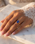 Inel de Logodnă Kensington din Aur 18k cu Safir Creat în Laborator Oval 8x6 mm și Diamante Create în Laborator din 18k Aur Galben - Castelo.ro