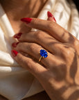 Inel de Logodnă Enigma din Aur 14k cu Safir Creat în Laborator Oval 8x12 mm din 14k Aur Galben - Castelo.ro