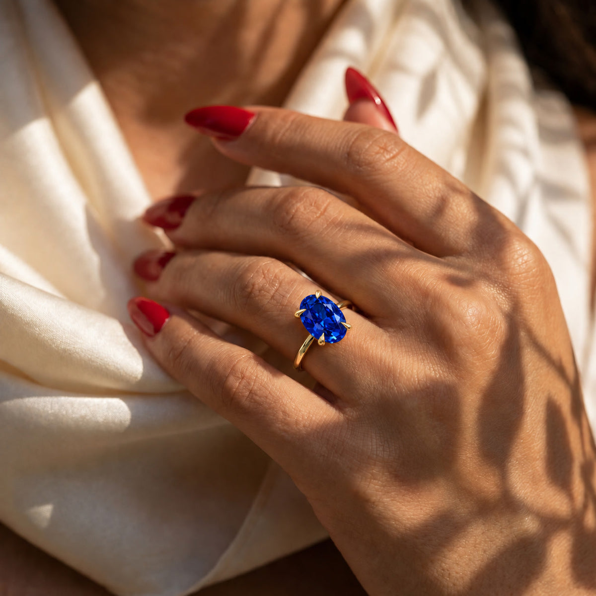 Inel de Logodnă Enigma din Aur 18k cu Safir Creat în Laborator Oval 8x12 mm din 18k Aur Galben - Castelo.ro