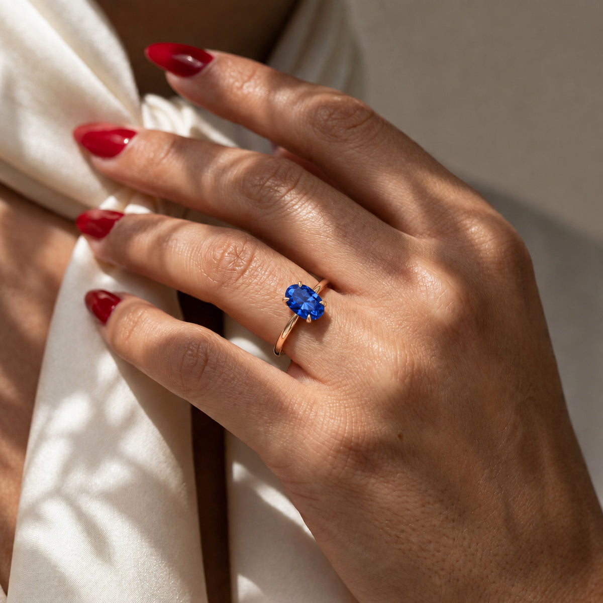 Inel de Logodnă Enigma din Aur 18k cu Safir Creat în Laborator Oval 7x10 mm din 18k Aur Roz - Castelo.ro