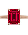 Inel de Logodnă Raphael din Aur 18k cu Rubin Creat în Laborator Emerald Cut 7x9 mm din 18k Aur Roz - Castelo.ro