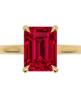 Inel de Logodnă Raphael din Aur 18k cu Rubin Creat în Laborator Emerald Cut 6x8 mm din 18k Aur Galben - Castelo.ro