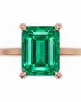 Inel de Logodnă Windsor din Aur 14k cu Smarald Creat în Laborator Emerald Cut 9x7 mm și Diamante Create în Laborator din 14k Aur Roz - Castelo.ro