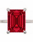 Inel de Logodnă Windsor din Aur 14k cu Rubin Creat în Laborator Emerald Cut 10x8 mm și Diamante Create în Laborator din 14k Aur Alb - Castelo.ro